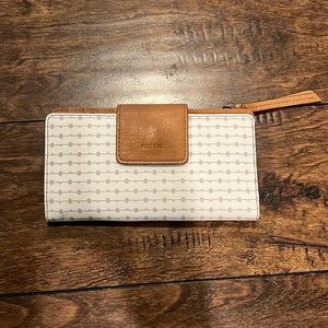 Fossil wallet